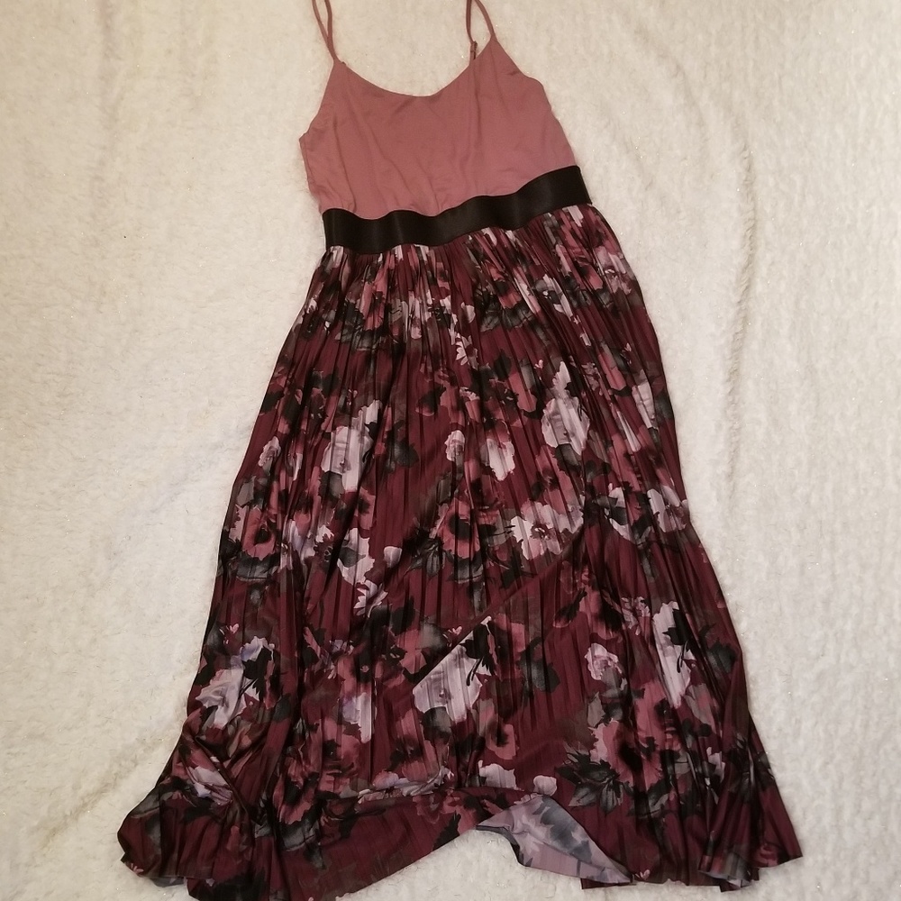 Floral pink summer dress